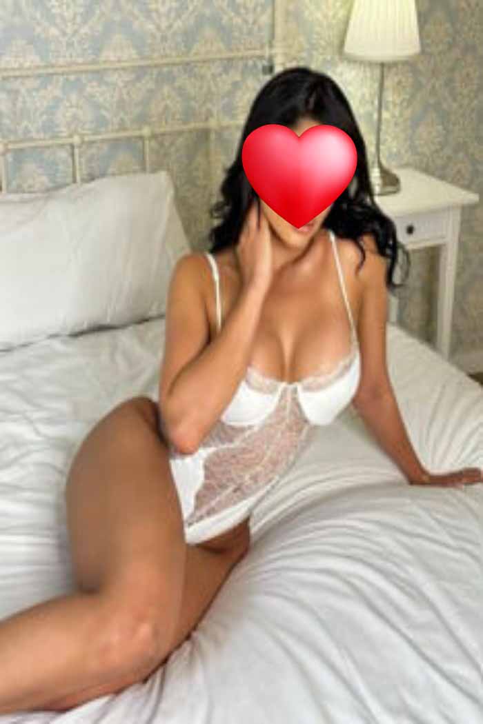 Russian call girls in delhi Escort Service
